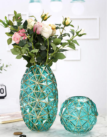 Diamond glass flower vase Green
